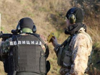 A U.S. Navy SEAL assigned to Naval Special Warfare Unit 2 trains up a member of the Serbian Special Anti-Terrorist Unit in November 2016. (photo by Staff Sgt. Larraine Whetstone, 24th Press Camp HQ).