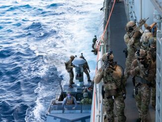 Naval SOF Train in Mediterranean Sea