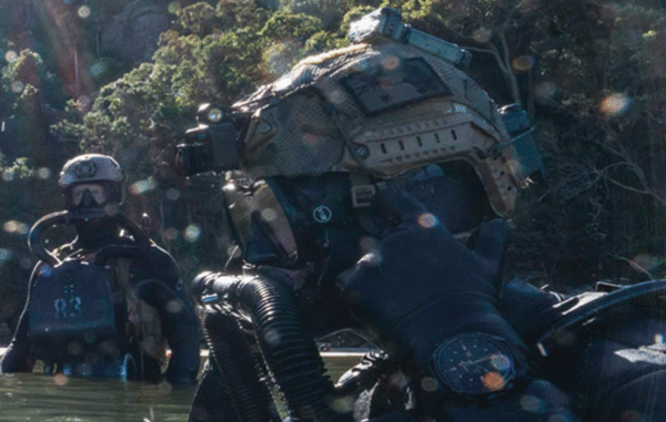 Marine Raiders Dive