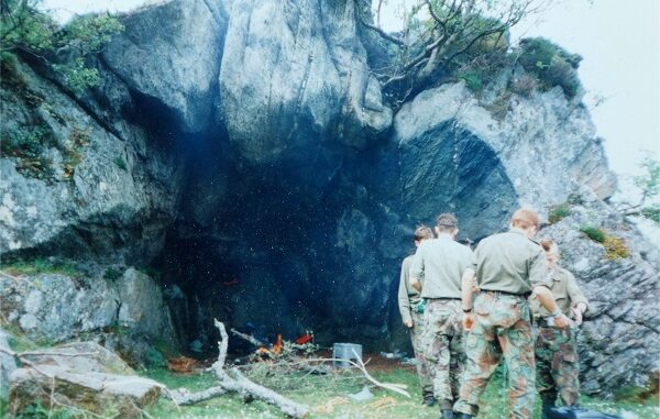 UK Cadets Constructing Hide Site